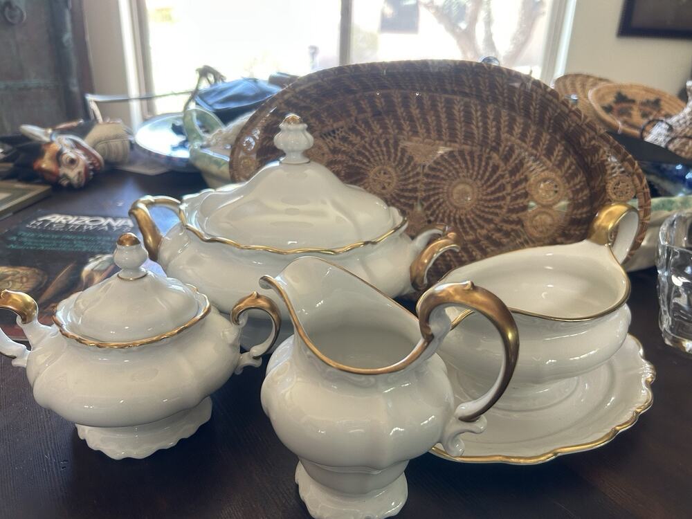 Johanna Havalind China Completer Set Gold Baroque White With Gold Trim